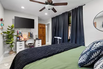 945 Morton Street, Hoffman Estates, IL 60169 - Photo 13