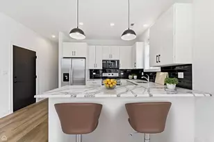 3902 S Lake Park Ave, Chicago, IL 60653 - Photo 13