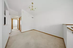 1637 Linden Park Ln, Aurora, IL 60504 - Photo 7