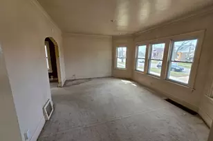 1037 24th Ave, Bellwood, IL 60104 - Photo 5