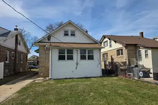 1037 24th Ave, Bellwood, IL 60104 - Photo 3