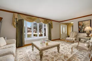 9716 S Kingsbury Ct, Palos Hills, IL 60465 - Photo 5