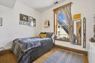 3135 N Clifton Avenue #2, Chicago, IL 60657 - Photo 9