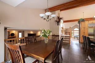 571 N Veterans Pkwy, Addison, IL 60101 - Photo 17