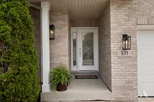 571 N Veterans Pkwy, Addison, IL 60101 - Photo 3