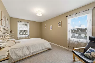 635 Kingsbury Court, Batavia, IL 60510 - Photo 23