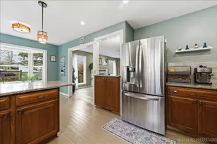 635 Kingsbury Ct, Batavia, IL 60510 - Photo 9