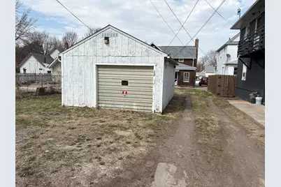 2428 5th Avenue, Moline, IL 61265 - Photo 5
