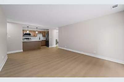 705 W Central Avenue #A8, Mount Prospect, IL 60056 - Photo 3