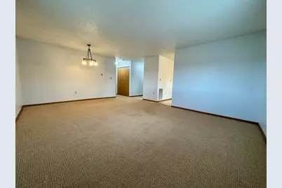 803A Coventry Lane, Sterling, IL 61081 - Photo 5