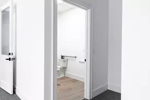 229 Burlington Ave, Clarendon Hills, IL 60514 - Photo 3