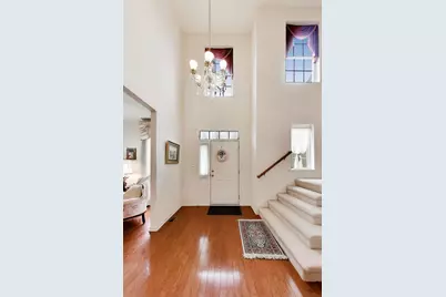 5355 Galloway Drive, Hoffman Estates, IL 60192 - Photo 5