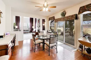 5355 Galloway Dr, Hoffman Estates, IL 60192 - Photo 13