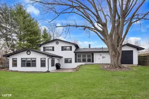 600 Baxter Ln, Hoffman Estates, IL 60169 - Photo 3