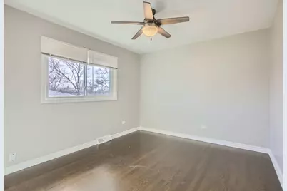 10403 Barnard Drive, Chicago Ridge, IL 60415 - Photo 13