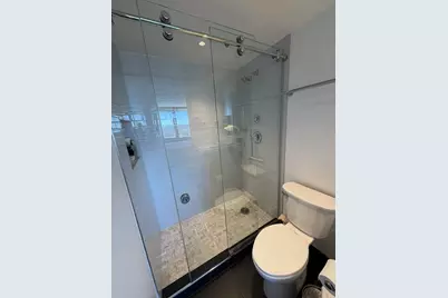 5320 N Sheridan Road #1502, Chicago, IL 60640 - Photo 17