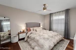 1147 Middlebury Ln, Wheeling, IL 60090 - Photo 11