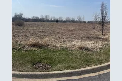 1055 E Grand Avenue, Lindenhurst, IL 60046 - Photo 9