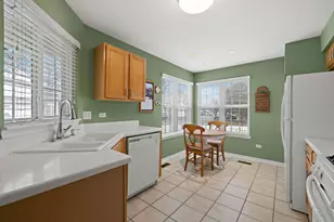 649 Mulberry Dr, Prospect Heights, IL 60070 - Photo 9