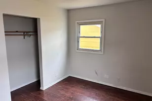 224 Heather Terrace, Round Lake Beach, IL 60073 - Photo 9