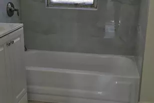 10758 S Indiana Ave, Chicago, IL 60628 - Photo 5