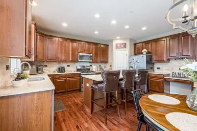 908 Blue Ridge Drive, Streamwood, IL 60107 - Photo 13