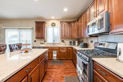 908 Blue Ridge Drive, Streamwood, IL 60107 - Photo 15