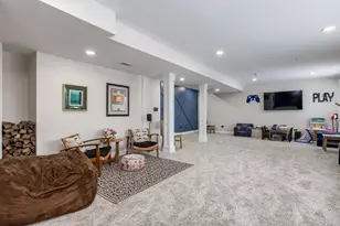 908 Blue Ridge Dr, Streamwood, IL 60107 - Photo 41