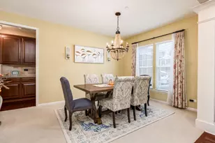 908 Blue Ridge Dr, Streamwood, IL 60107 - Photo 5