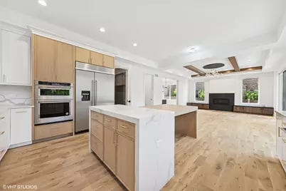 936 S Mitchell Avenue, Elmhurst, IL 60126 - Photo 5