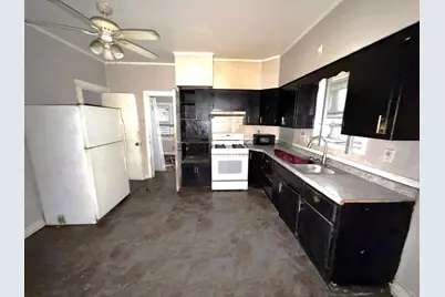 310 W 108th Place, Chicago, IL 60628 - Photo 7