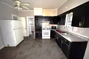 310 W 108th Pl, Chicago, IL 60628 - Photo 7