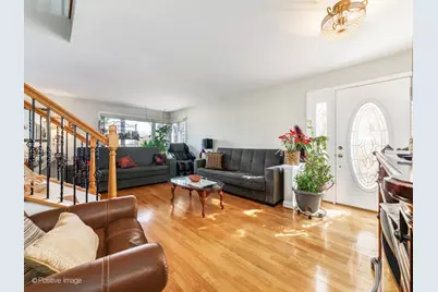 7520 Crawford Avenue, Skokie, IL 60077 - Photo 3
