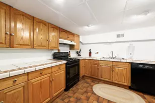 7520 Crawford Ave, Skokie, IL 60077 - Photo 23