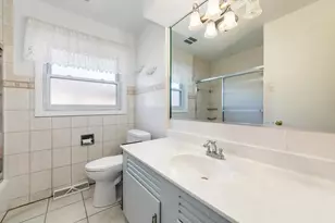 7520 Crawford Ave, Skokie, IL 60077 - Photo 9