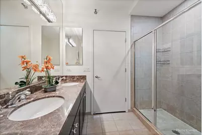 700 N Larrabee Street #1811, Chicago, IL 60654 - Photo 15
