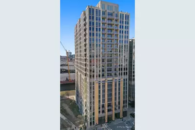 700 N Larrabee Street #1811, Chicago, IL 60654 - Photo 1