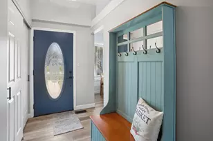 100 Longford Dr, Elgin, IL 60120 - Photo 3