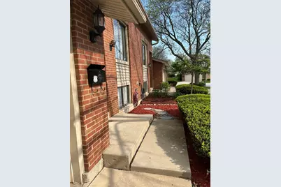 18650 Golfview Drive, Hazel Crest, IL 60429 - Photo 3