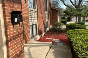 18650 Golfview Dr, Hazel Crest, IL 60429 - Photo 3