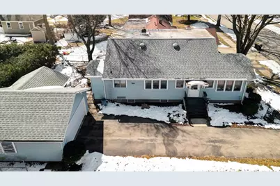 306 W Madison Street, Belvidere, IL 61008 - Photo 1