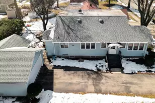 306 W Madison St, Belvidere, IL 61008 - Photo 1