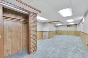 306 W Madison St, Belvidere, IL 61008 - Photo 49