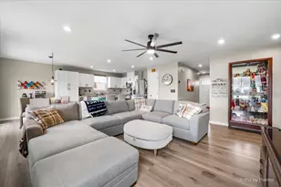 205 N Buckeye St, Waterman, IL 60556 - Photo 5