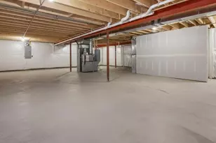 205 N Buckeye St, Waterman, IL 60556 - Photo 23