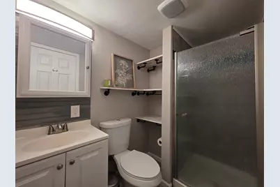 651 Dartmoor Drive, Crystal Lake, IL 60014 - Photo 11