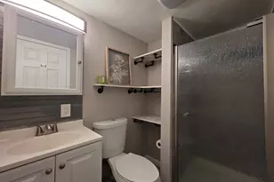 651 Dartmoor Dr, Crystal Lake, IL 60014 - Photo 11