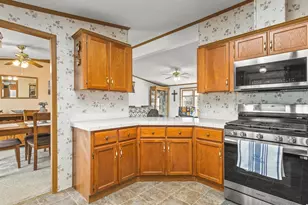 5410 Autumnash Ln, Machesney Park, IL 61115 - Photo 17