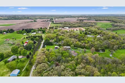 644 Schroeder Road, Coal Valley, IL 61240 - Photo 81
