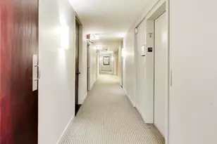 88 W Schiller St, Chicago, IL 60610 - Photo 11